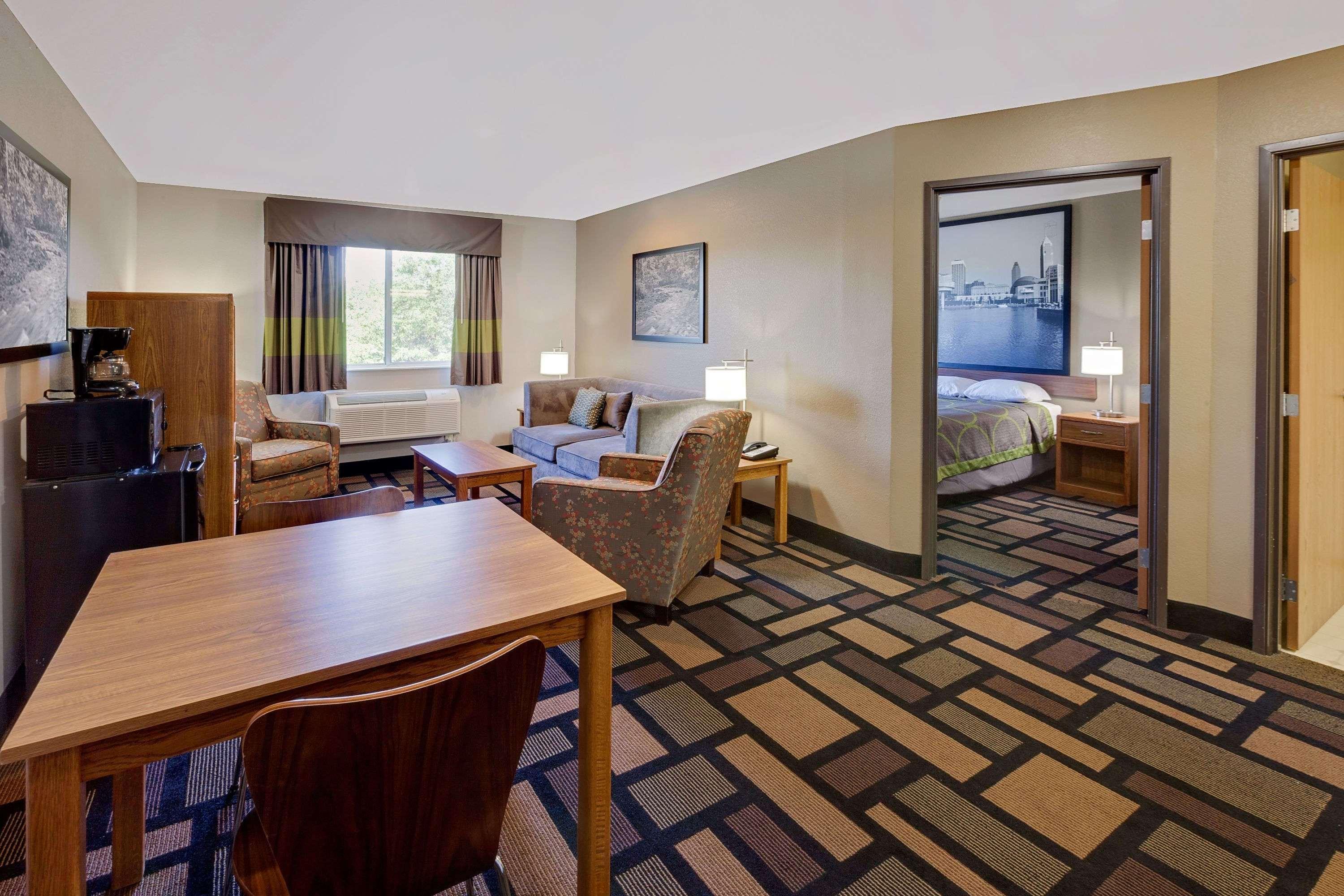 Super 8 By Wyndham Akron S/Green/Uniontown Oh Exterior foto