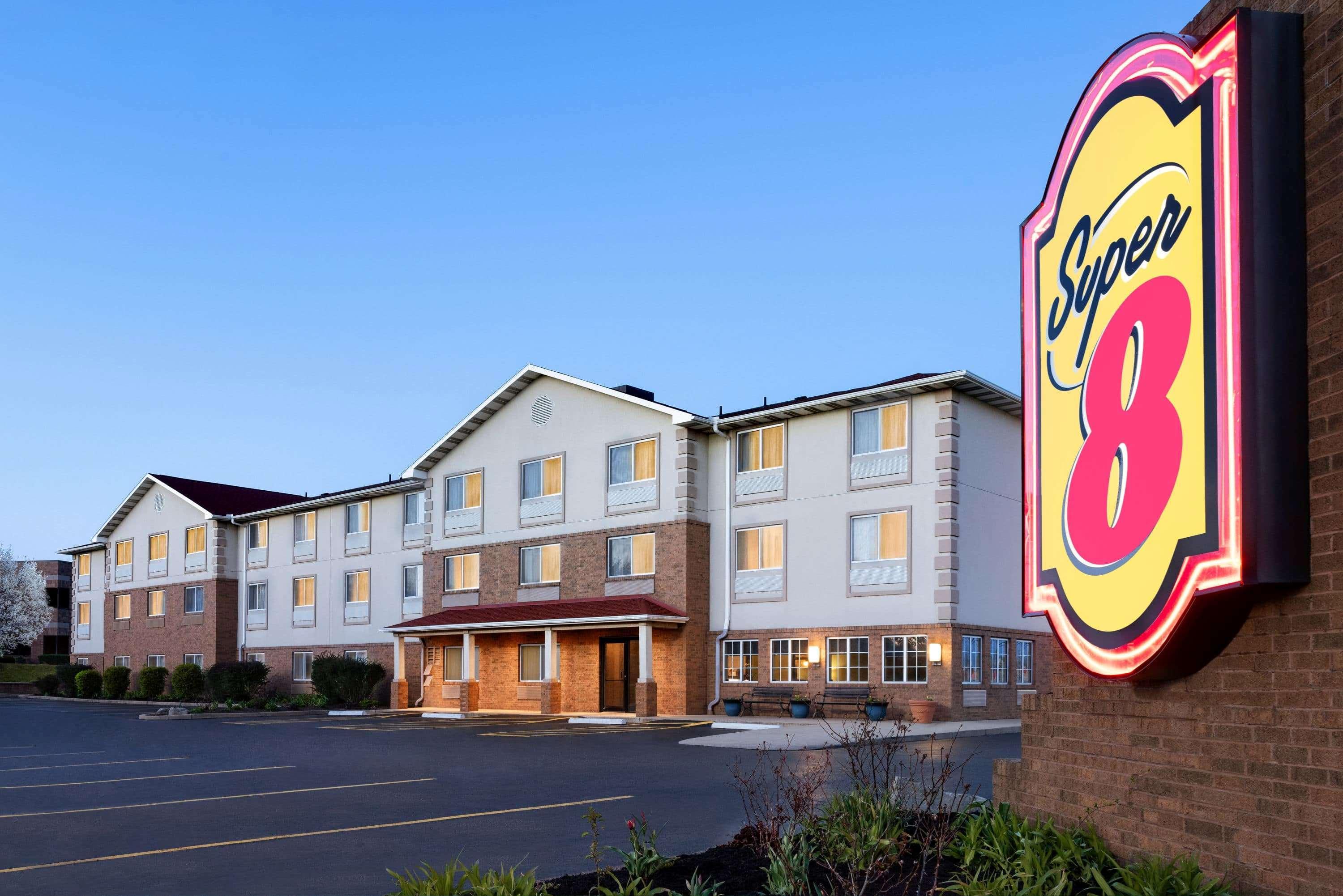 Super 8 By Wyndham Akron S/Green/Uniontown Oh Exterior foto